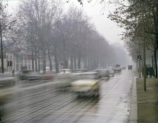 Milano - Materie plastiche - Vedril - Segnaletica stradale - Strada - Traffico