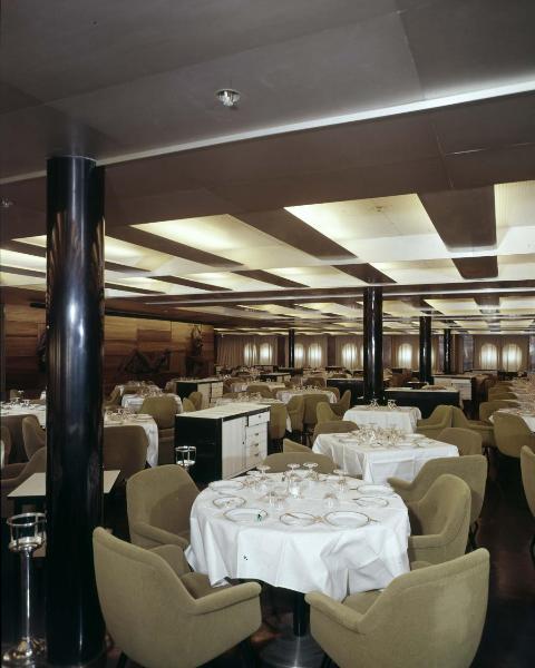 Nave - Interni - Sala ristorante - Duco - Vernice per navi