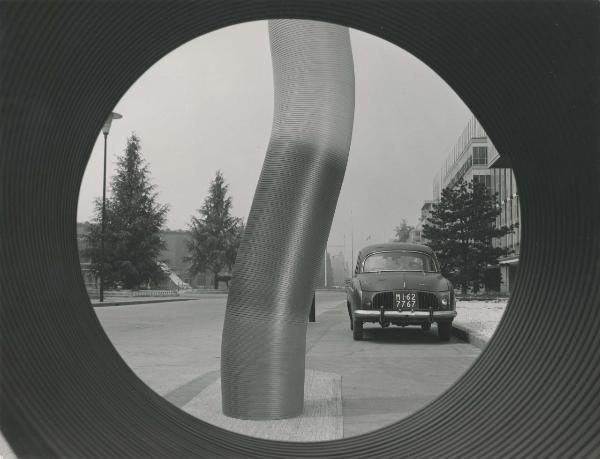 Milano - Fiera campionaria del 1963 - Materie plastiche - Urtal - Tubi - Automobile