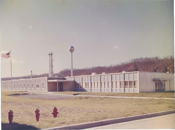 Neal - Novamont - Edificio amministrazione e laboratori - Esterno