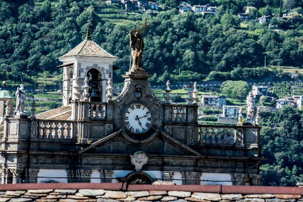 L'orologio e il campanile di San Giovanni