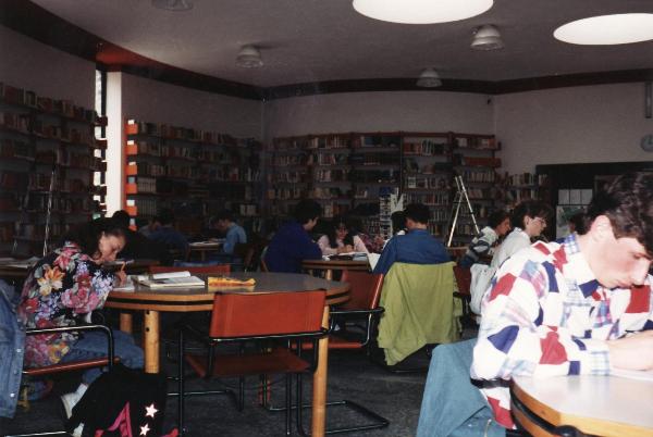 Studenti in Biblioteca