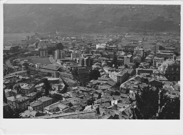 Panorama di Morbegno con la biblioteca