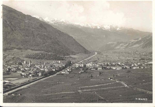 Panoramica su Tirano