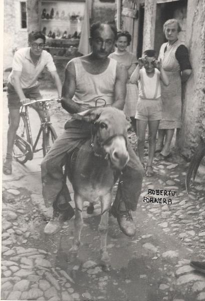 A cavallo dell'asino