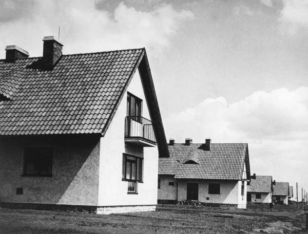 Massacro di Lidice - Rappresaglia nazista - Cecoslovacchia, Lidice - Ricostruzione del villaggio - Nuove case: villette