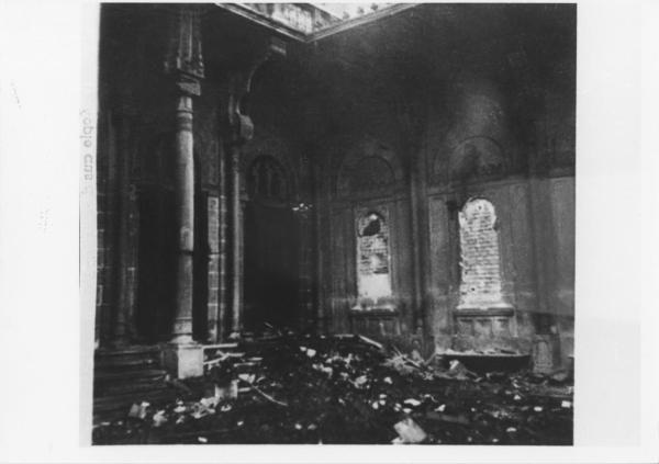 Nazismo - Notte dei cristalli - Austria, Vienna, Zirkusgasse - Sinagoga degli Israeliti Turchi (Sefarditi) - Cortile - Distruzione - Antisemitismo