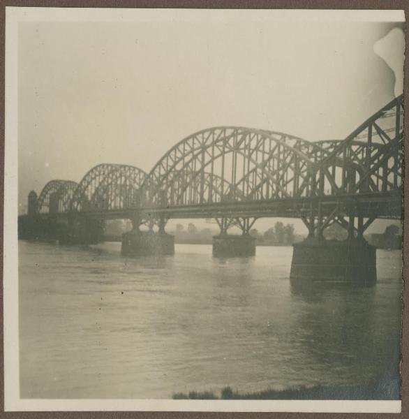 Germania - Dusseldorf (Düsseldorf) - Ponte sul Reno, fiume