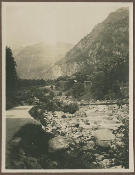 Alagna Valsesia - Montagne - Fiume - Sentiero - Baite