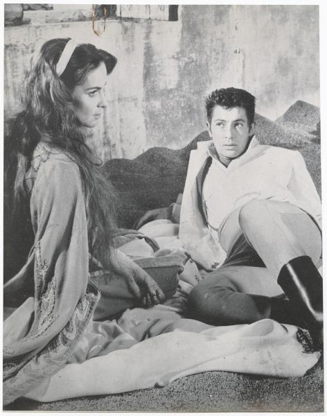 Alida Valli - Farley Granger - riprese del film "Senso" (Luchino Visconti)