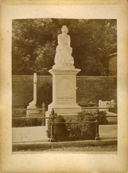 Milano - Cimitero Monumentale - scultura - Antonio Tantardini