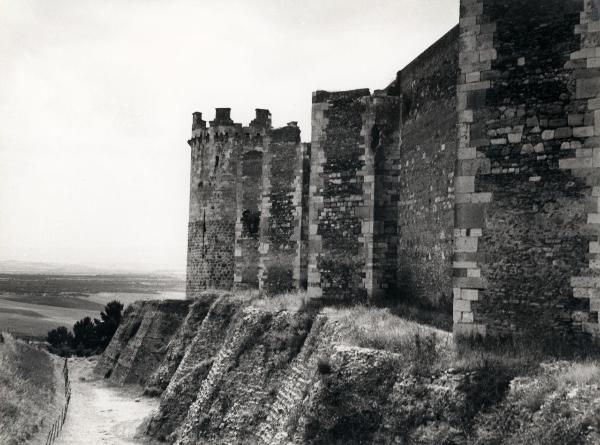 Lucera (FG) - Fortezza, castello svevo-angioino - Torre - Mura