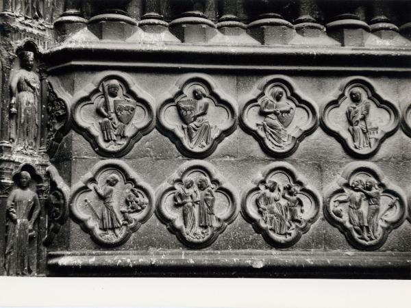 Scultura - Bassorilievi in formelle - Vizi e Virtù, sec. XIII - Francia - Amiens - Cattedrale Notre-Dame - Facciata