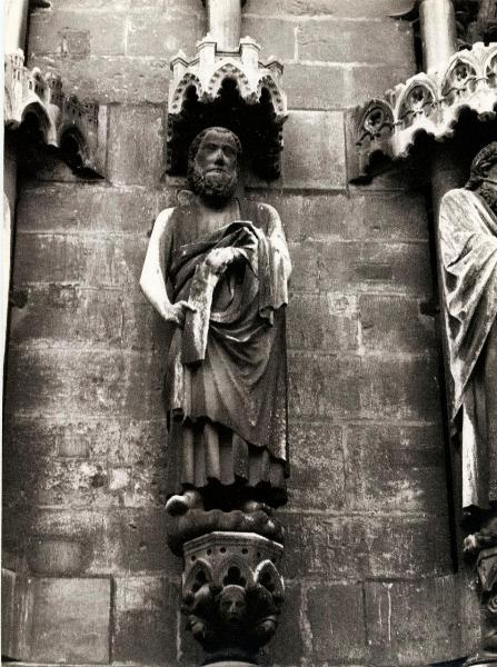 Scultura - Statua, sec. XIII - Francia - Amiens - Cattedrale Notre-Dame - Facciata principale ovest - Portale centrale e portale della Vergine, di destra