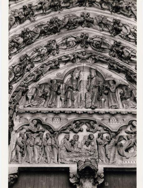 Scultura - Incoronazione della Vergine - Francia - Laon - Cattedrale di Notre-Dame - Facciata principale ovest - Portale centrale - Lunetta, archivolto e strombature