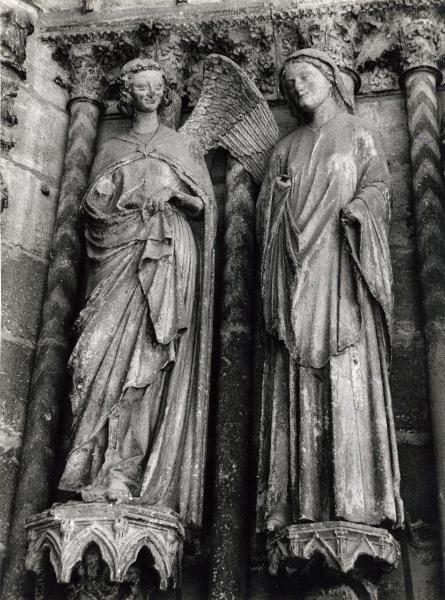 Scultura - Statue - Annunciazione - Francia - Reims - Cattedrale di Notre-Dame - Facciale principale - Portale centrale