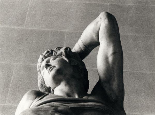 Scultura - Prigione. Schiavo morente, dettaglio - Michelangelo Buonarroti - Francia - Parigi - Museo del Louvre - Interno