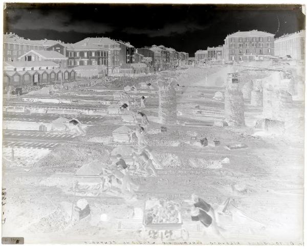 Milano - piazzale Fiume - demolizione del rilevato ferroviario della Vecchia Stazione Centrale