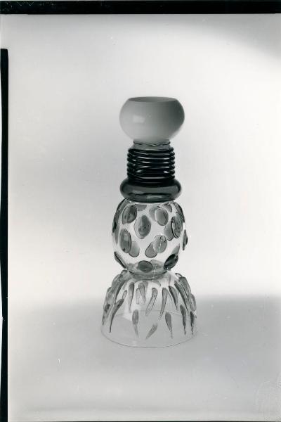 Milano - Studio Ballo&Ballo - vaso Alcor di Ettore Sottsass - Merian - 1985