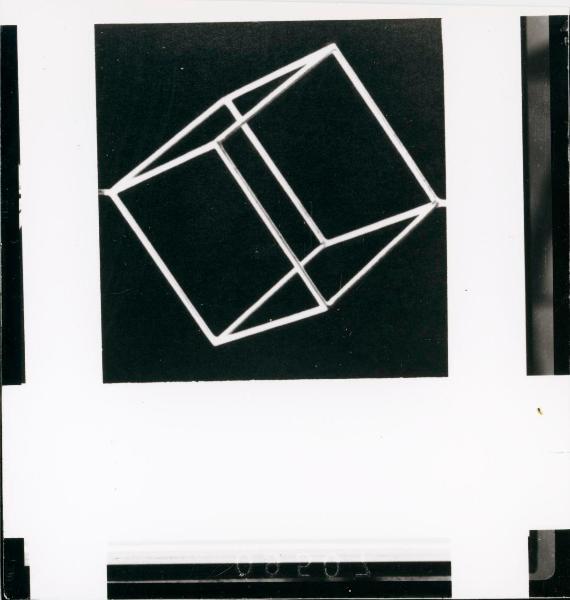 Milano - Studio Ballo&Ballo - riproduzione di immagine con cubo disegnato - Bruno Munari - 1958