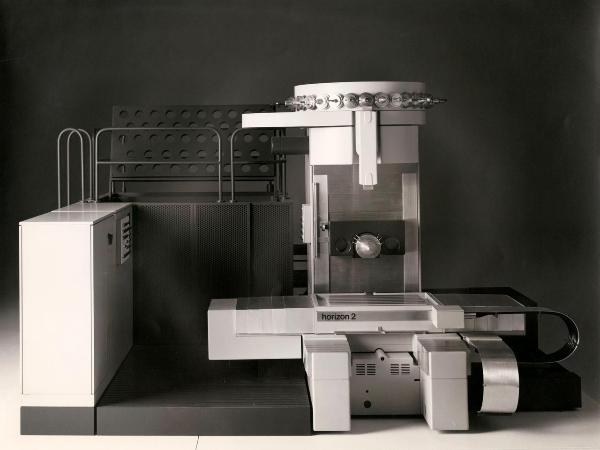 Milano - Studio Ballo&Ballo - centro di lavorazione Horizon 2 di Rodolfo Bonetto - Olivetti - 1972