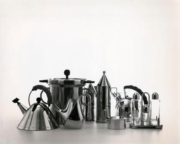 Milano - Studio Ballo&Ballo - composizione di oggetti - Alessi - 1985