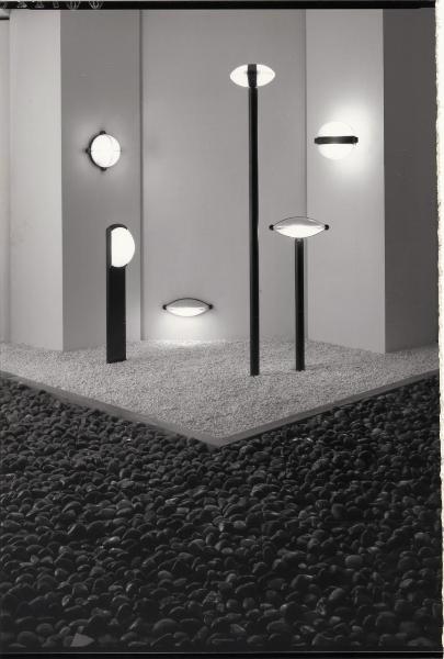 Milano - Studio Ballo&Ballo - composizione di lampade da giardino - Artemide - 1954-1994