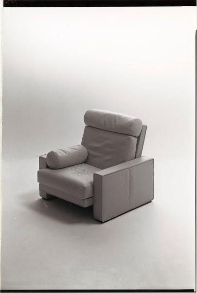 Milano - Studio Ballo&Ballo - poltrona Victoria di Mario Bellini - Cassina - 1982