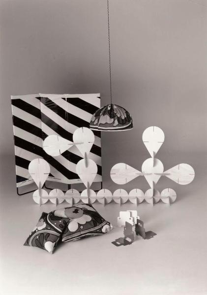 Milano - Studio Ballo&Ballo - composizione di oggetti disegnati da Liisi Beckmann - 1974