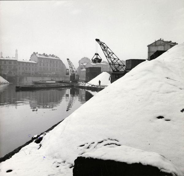 Milano - Veduta urbana - Darsena - neve