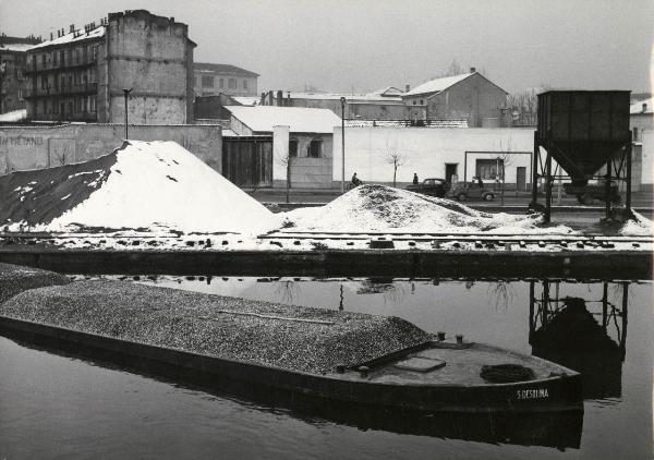 Milano - Veduta urbana - Darsena - neve