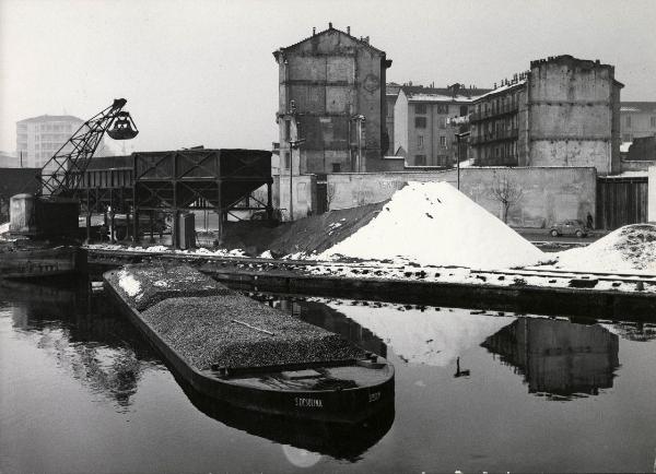 Milano - Veduta urbana - Darsena - neve