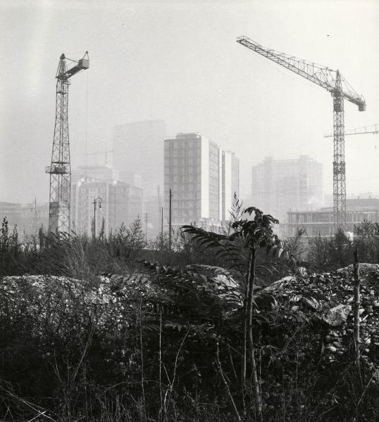 Milano - Veduta urbana - Grattacielo Pirelli - cantieri