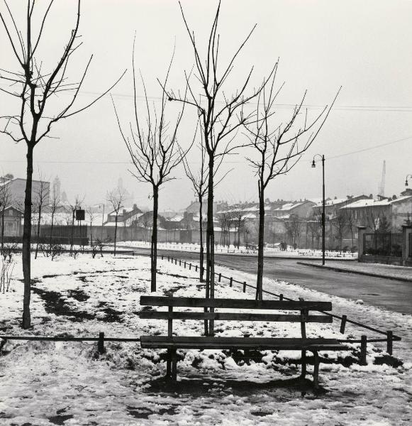 Milano - Veduta urbana - neve