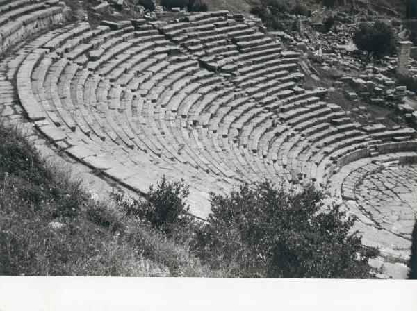 Sito archeologico - Grecia - Delfi - Teatro - Cavea - Gradinate