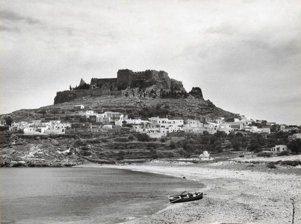 Grecia - Rodi, isola - Lindo - Acropoli di Lindo - Mare - Baia, spiaggia - Barca - Paese