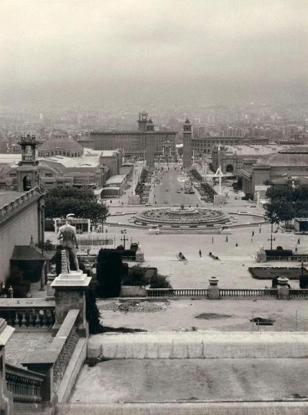 Spagna - Barcellona - Avenida de la Reina Maria Cristina - Fontana magica de Montjuïc - Plaça d'Espanya