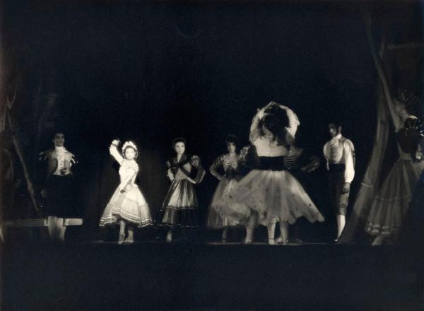 Spagna - Madrid - Teatro Calderón - Spettacolo di flamenco - Ballerini e ballerine in scena