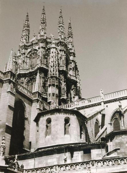 Spagna - Burgos - Cattedrale - Torre, transetto - Guglie, pinnacoli