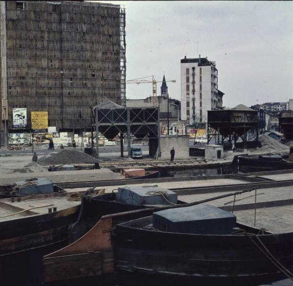 Milano - Veduta urbana - porta Ticinese - cantiere