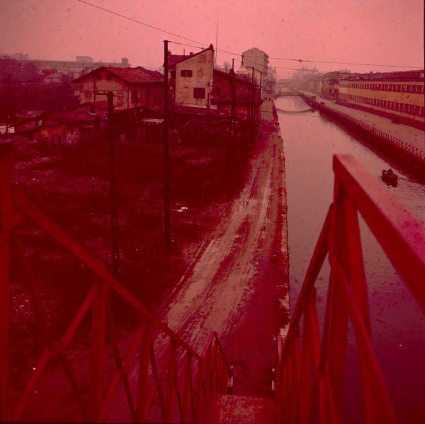 Milano - Veduta urbana - porta Ticinese - naviglio