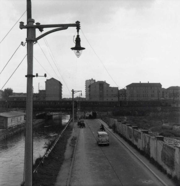 Milano - Veduta urbana animata - Martesana