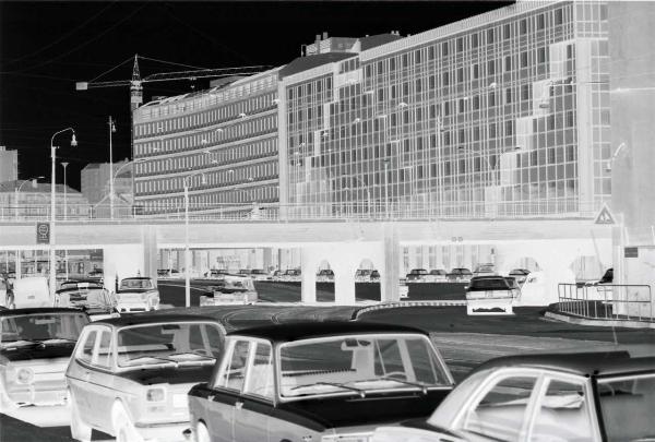 Milano - Veduta urbana - Stazione di Porta Garibaldi - esterno