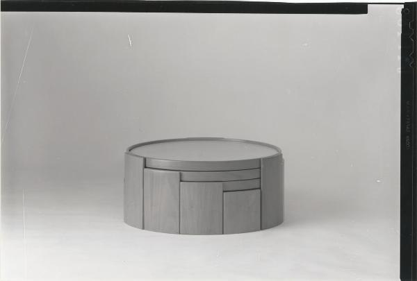 Milano - Studio Ballo&Ballo - tavolino 780/783 - Gianfranco Frattini - Cassina