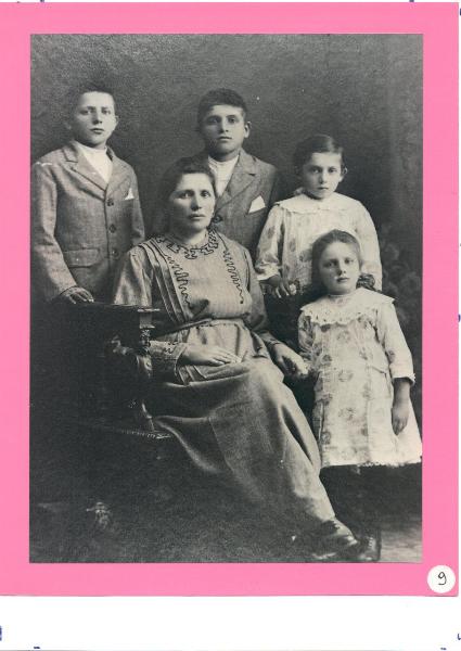 Ritratto di famiglia, Famiglia Zanga - Angela Nicoli - Carlo Zanga - Benedetto Zanga - Benedetta Zanga - Caterina Zanga