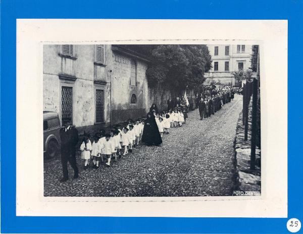 Bergamo - Quartiere Longuelo - Funerali di Angelo Bonaiti