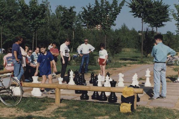 Cinisello Balsamo - Parco Nord, settore Est - Scacchiera all'aperto - Scacchi giganti - Gioco - Spettatori