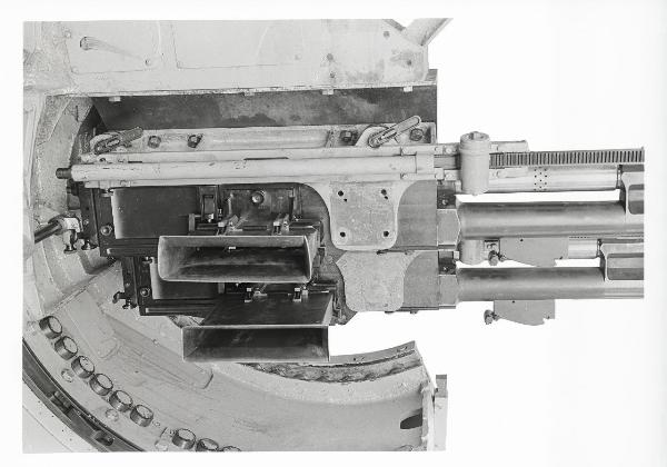 VI sezione Ernesto Breda - Brescia - Via Lunga - Stabilimento industriale - Produzione militare - Complesso binato calibro 20/65 prestabilizzato - Particolare