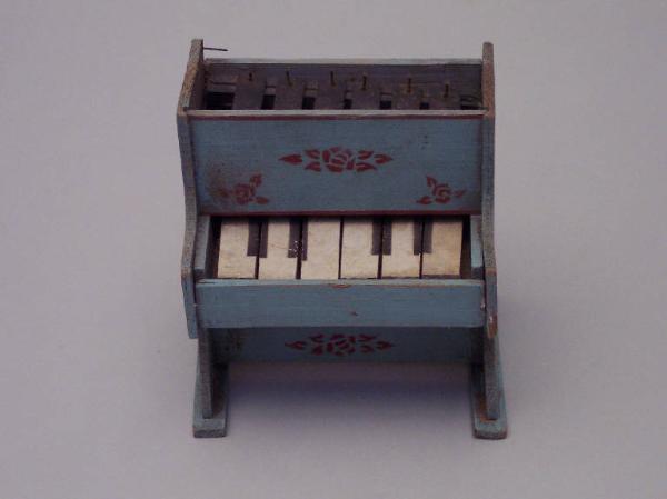 Pianoforte giocattolo