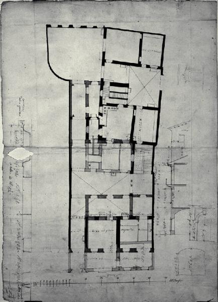 Pianta e sezione parziale della Casa Brocca a Milano (già Corsia de' Servi 603)